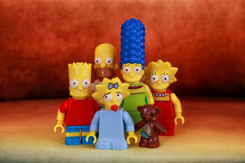 Figure Originali Personaggi Giocattolo Della Famiglia Simpson Seduti