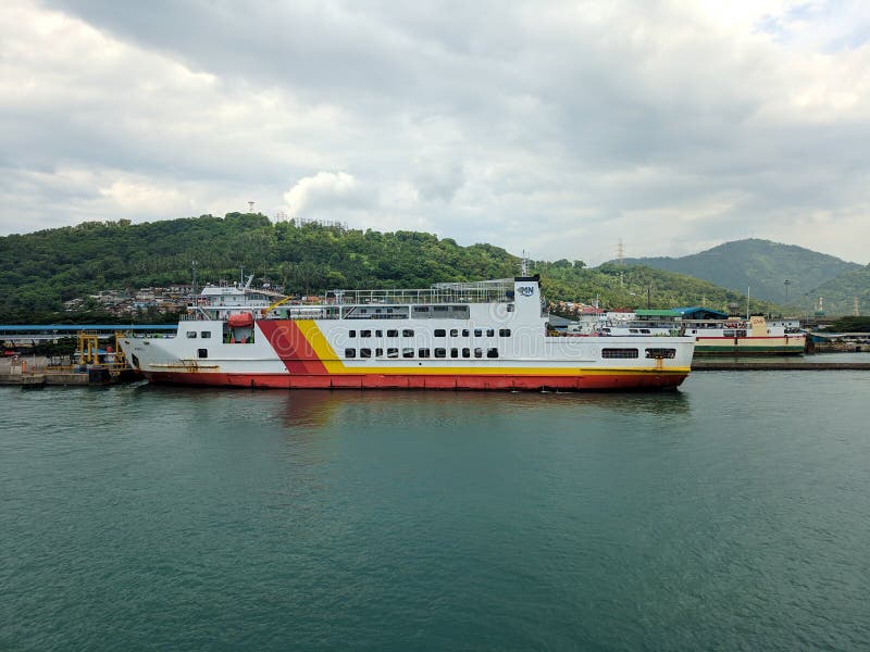 Una nave traghetto immagini stock libere da diritti