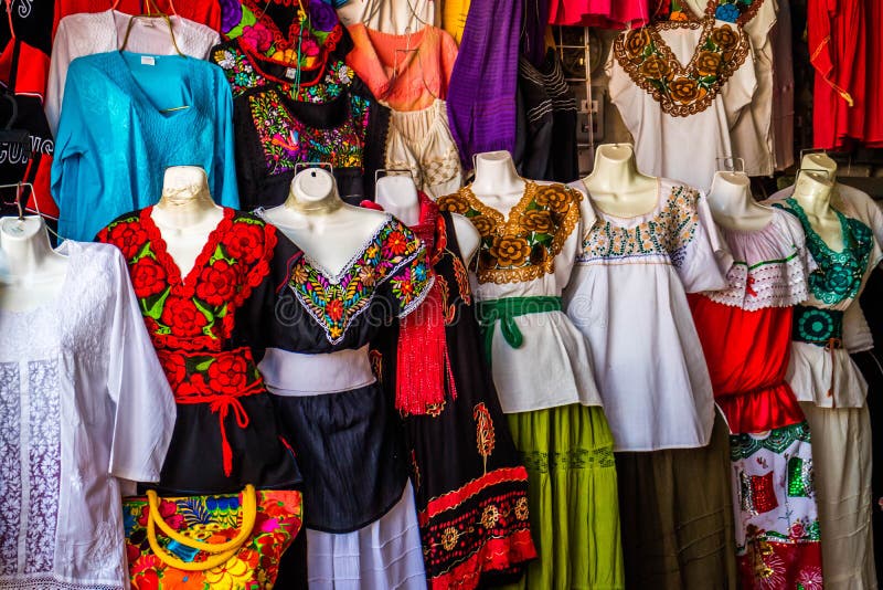 Tipicos Mexicanos Outfit Ropa Mexicana Mexico Pdf Trajes Tipicos