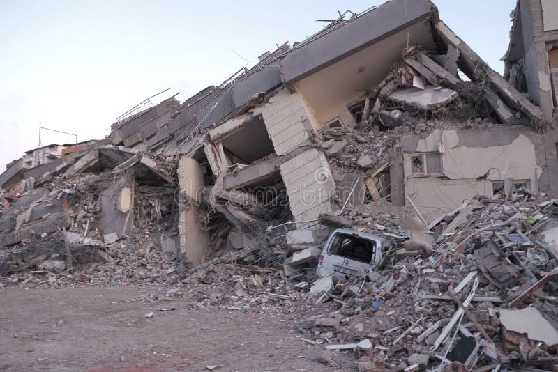 Una vista desde maras luego del terremoto de magnitud 77