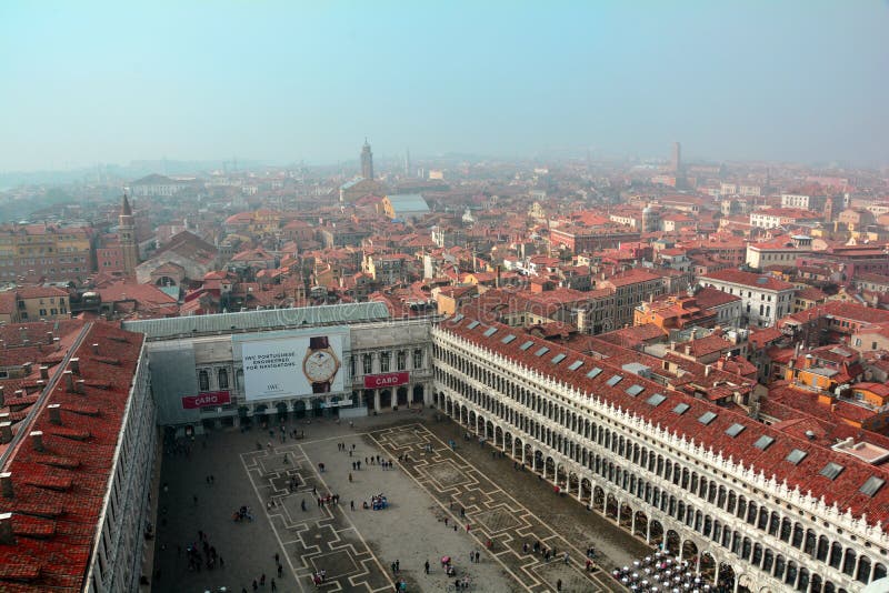 Una vista di Venezia da sopra fotografia stock libera da diritti Una vista di Venezia da sopra fotografia stock libera da diritti