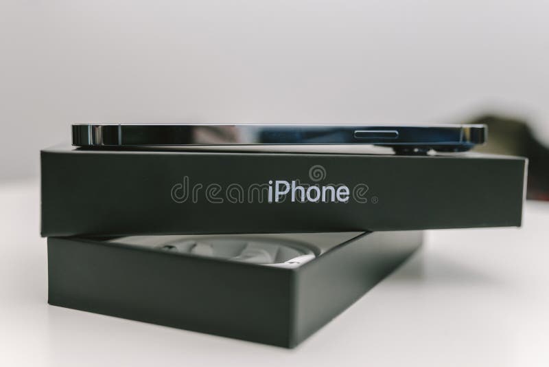 Unboxing Apple IPhone 13 Pro Max Smartphone Editorial Stock Photo - Image  of flagship, modern: 252412003
