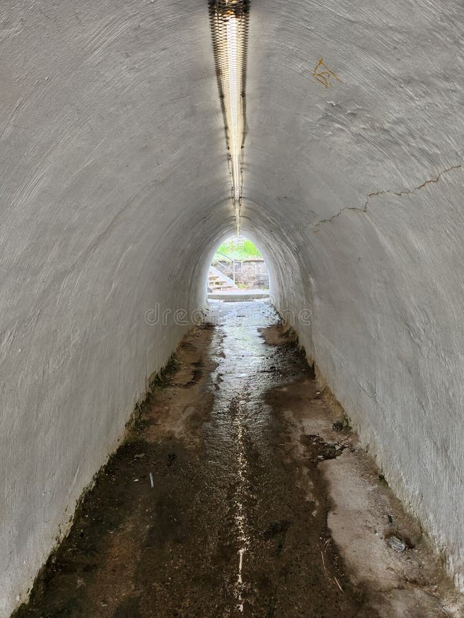 Under Ground Tunnel stock image. Image of floor, wall 279405747