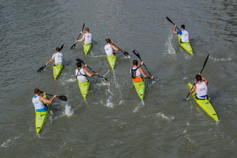 Underbar kayaking show Underbar kayaking show