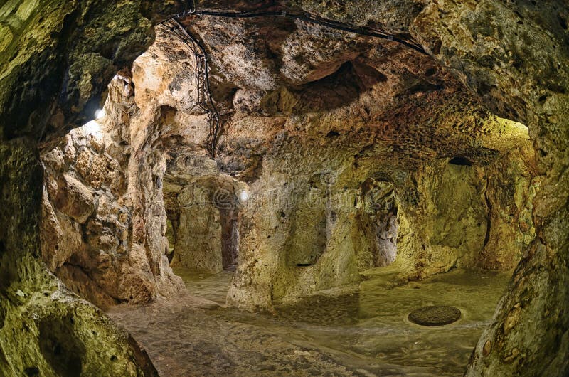 Underjordisk stad för Derinkuyu grotta, Cappadocia arkivfoton Underjordisk stad för Derinkuyu grotta, Cappadocia arkivfoton