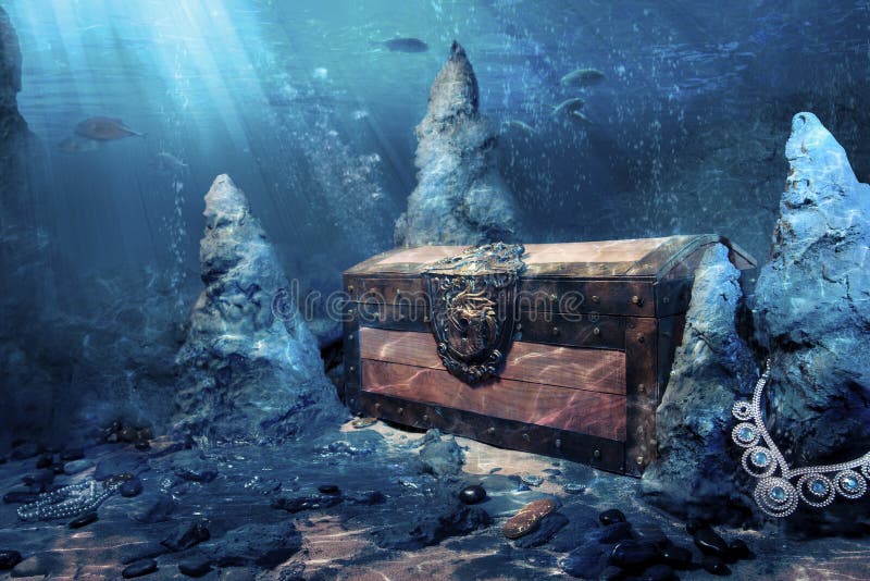 Underwater chiuso della cassa di tesoro fotografia stock libera da diritti Underwater chiuso della cassa di tesoro fotografia stock libera da diritti