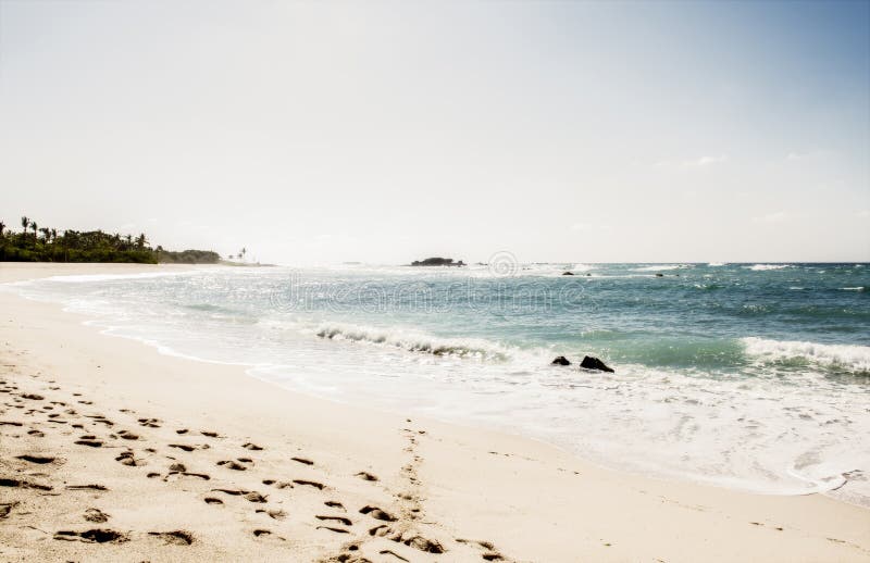 Une belle et idyllique scène de plage en Punta de Mita, Nayarit, Mex image stock Une belle et idyllique scène de plage en Punta de Mita, Nayarit, Mex image stock