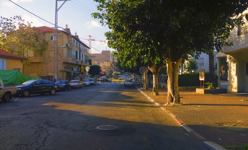 Une matinée dans la ville de sderot rothschild rue hadera israel images libres de droits
