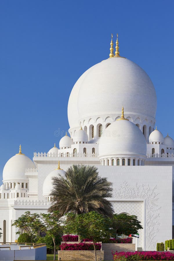 Une partie de Sheikh Zayed Grand Mosque célèbre