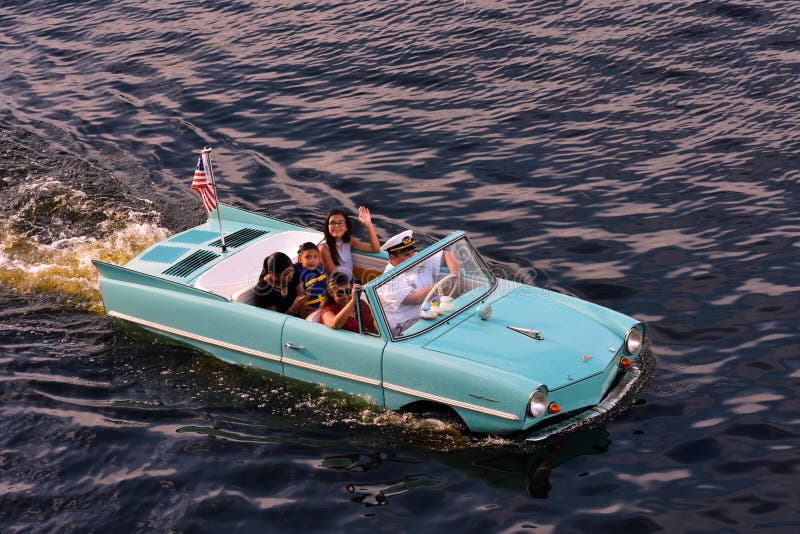 Orlando, Florida; August 13, 2018. Unforgettable and thrilling experience of a Captain’s Guided Tour in a vintage Amphibious car. Orlando, Florida; August 13, 2018. Unforgettable and thrilling experience of a Captain’s Guided Tour in a vintage Amphibious car.