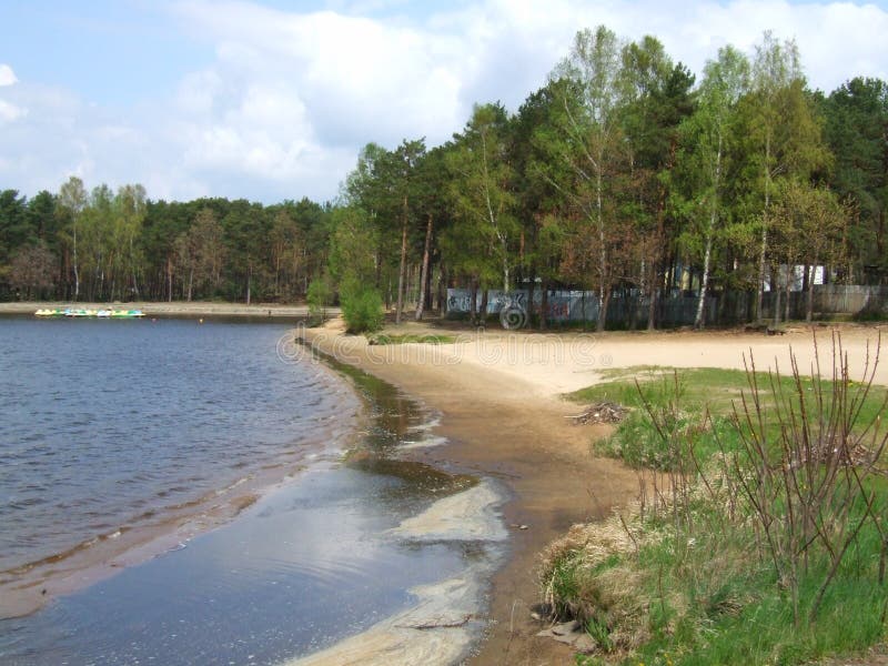 Unguarded beach on the lake