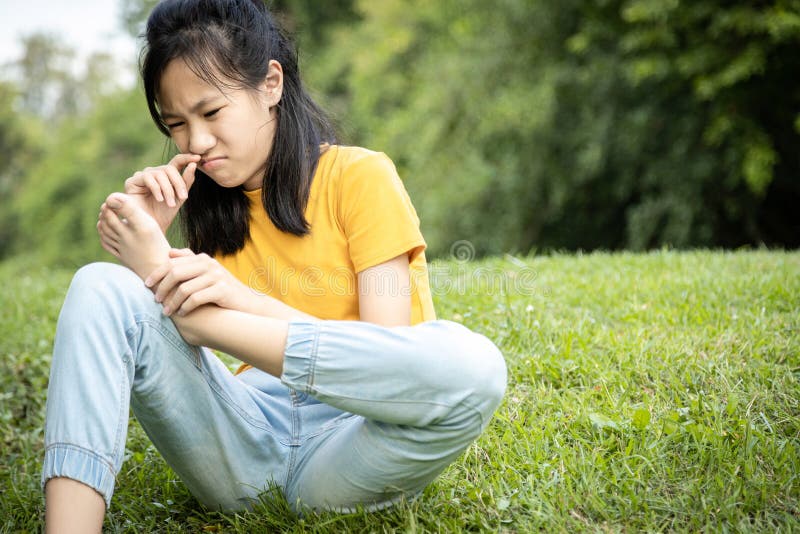 Boy Forced To Smell Girl's Feet