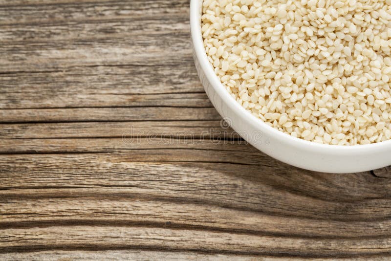Unhulled sesame seeds stock image. Image of sesame, still 36097737