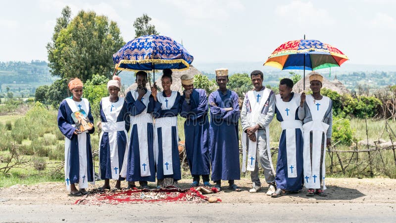 Unidentified Ethiopian tennagers collecting donation for religion on road sideway royalty free stock photo Unidentified Ethiopian tennagers collecting donation for religion on road sideway royalty free stock photo