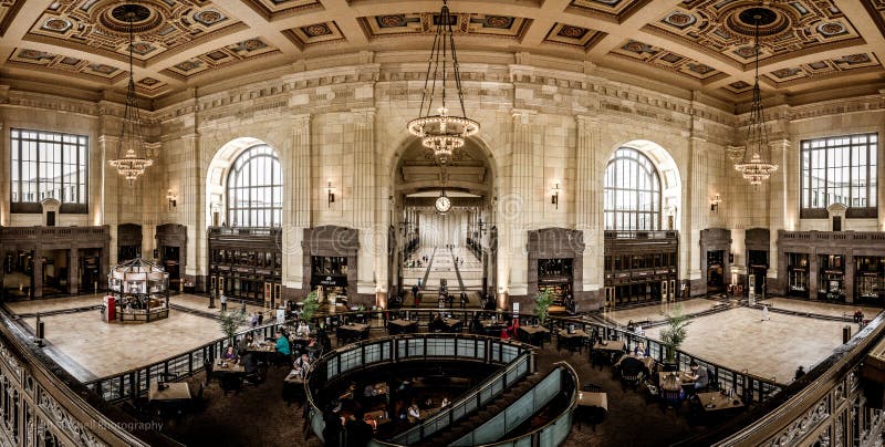 are dogs allowed in union station kansas city