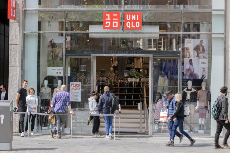 Uniqlo Fashion Store at Amsterdam the Netherlands 28-8-2021 Editorial  Photography - Image of outdoor, logo: 234274582