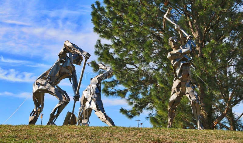 Unique Aluminum Statues At The Norfolk Botanical Gardens royalty free stock photos Unique Aluminum Statues At The Norfolk Botanical Gardens royalty free stock photos