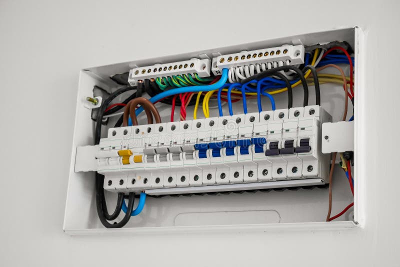 Tableau De Distribution électrique Unité De Consommation Avec Boîte à  Fusibles Ou Travaux électriques De Disjoncteur à