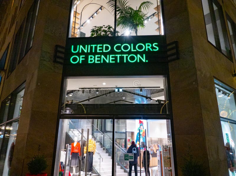 United Colors of Benetton Store - CITY of HAMBURG, GERMANY - DECEMBER ...