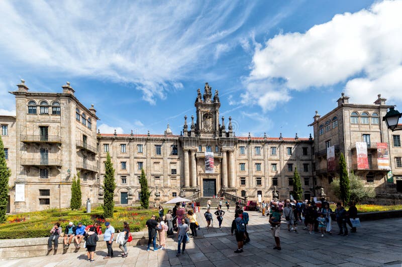 carbón Monasterio paquete Universidad De Santiago De Compostela. Ubicado En El Noroeste De España En  La Región De Galicia Y Fundado En 1495 Foto de archivo editorial - Imagen  de fachada, turismo: 189215538