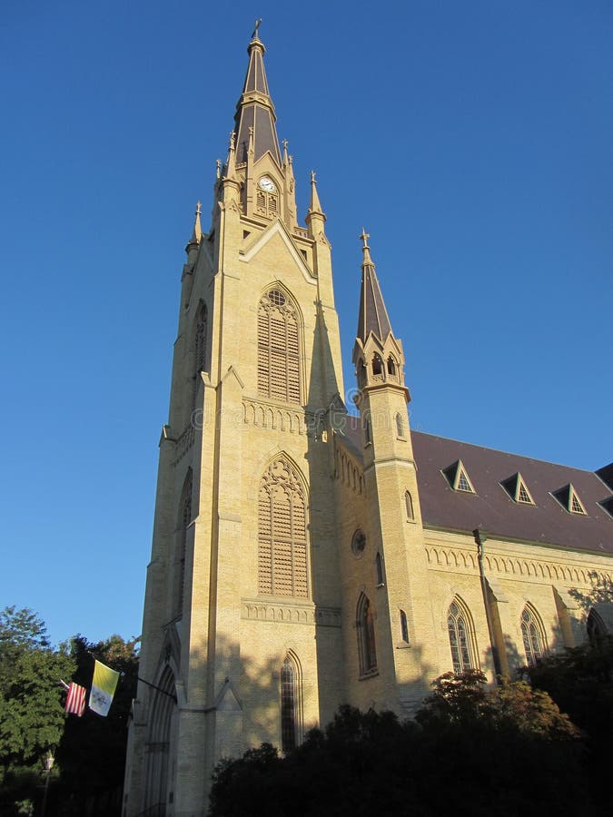 Universitet av Notre Dame - basilika av den sakrala hjärtan arkivfoto Universitet av Notre Dame - basilika av den sakrala hjärtan arkivfoto