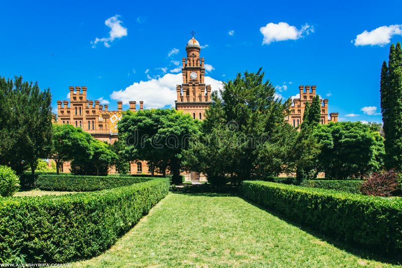 Università nazionale di Cernivci - Yuriy Fedkovych Chernivtsi Nati fotografia stock Università nazionale di Cernivci - Yuriy Fedkovych Chernivtsi Nati fotografia stock