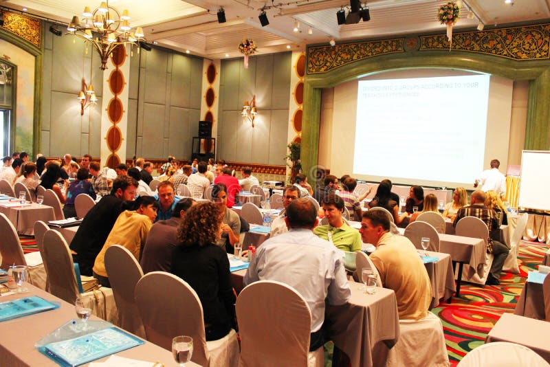 Unterrichtendes Seminar, Thailand. lizenzfreie stockbilder Unterrichtendes Seminar, Thailand. lizenzfreie stockbilder