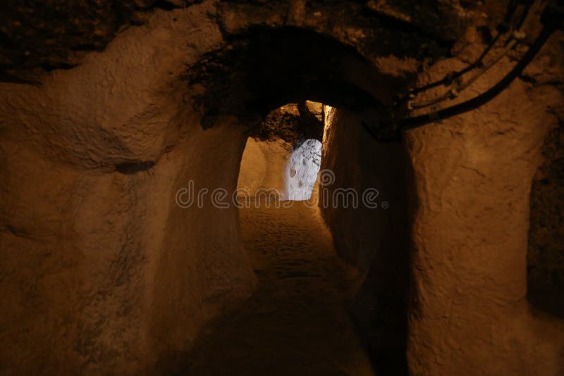 Untertagestadt Derinkuyu in Cappadocia stockbild Untertagestadt Derinkuyu in Cappadocia stockbild
