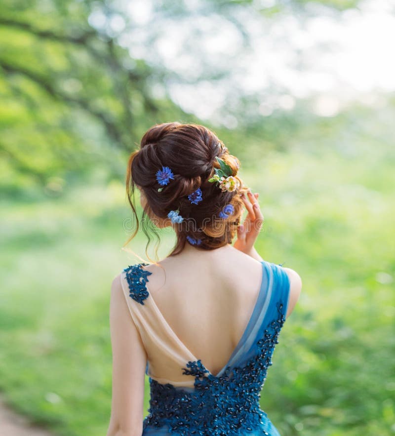Best Hairstyles for Gowns in 2022