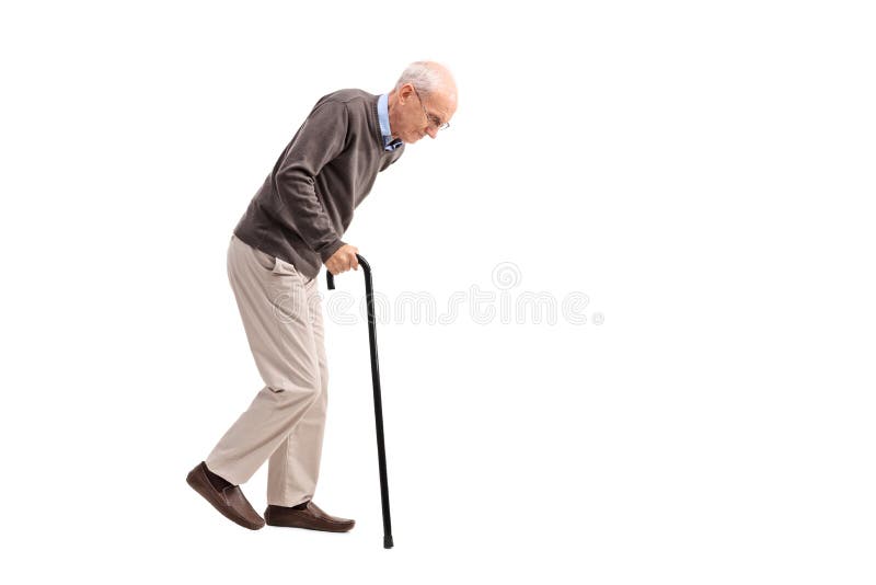 Uomo anziano esaurito che cammina con una canna