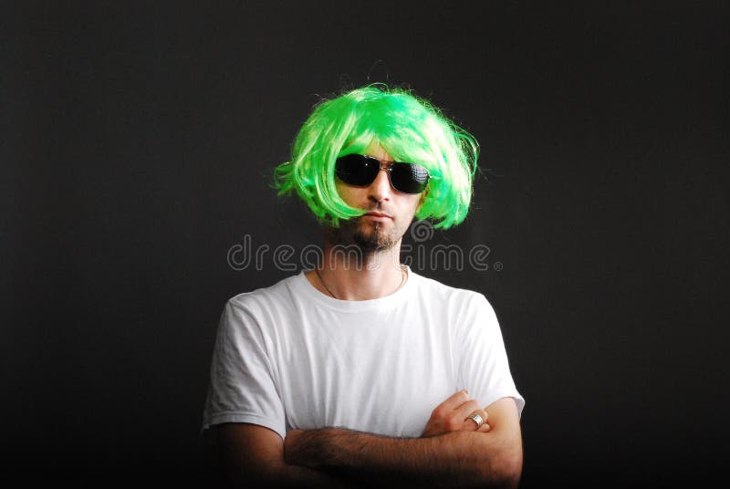 927 Uomo Con Capelli Verdi Foto Foto Stock Gratis E Royalty Free Da Dreamstime