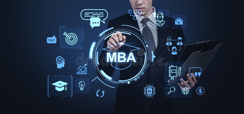 Uomo d'affari che interagisce con le icone mba su un'interfaccia digitale fotografia stock