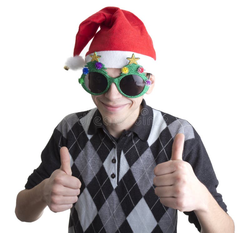 Uomo felice in vetri della festa di Natale fotografia stock libera da diritti Uomo felice in vetri della festa di Natale fotografia stock libera da diritti