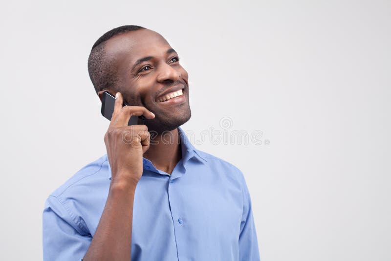 Uomo sul telefono. fotografia stock Uomo sul telefono. fotografia stock