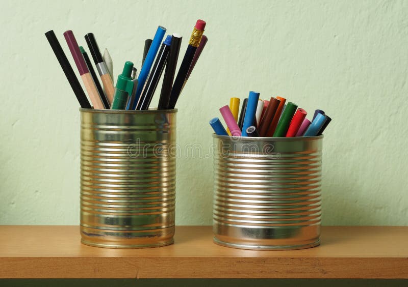 Upcycling, Writing Accessories in Tin Can