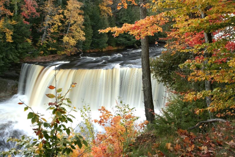 Upper Tahquamenon water falls