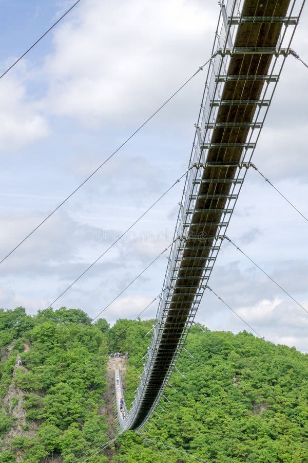 Upphängningbro för gångare i HunsrÃ ¼ ck i Tyskland