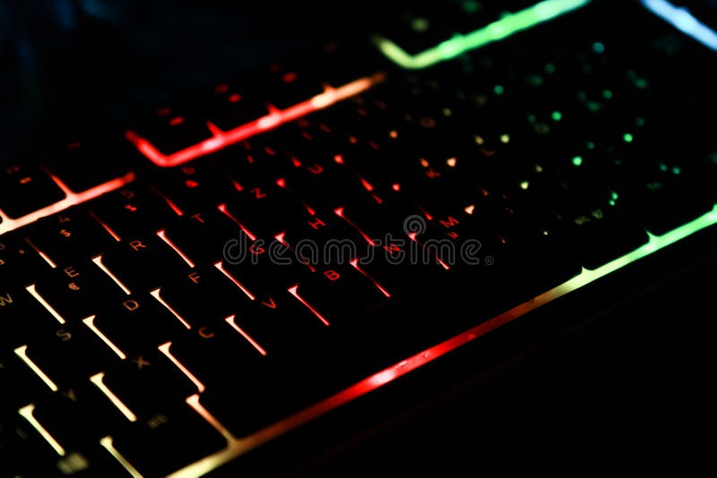 Upplyst tangentbord för att spela PC arkivbild Upplyst tangentbord för att spela PC arkivbild