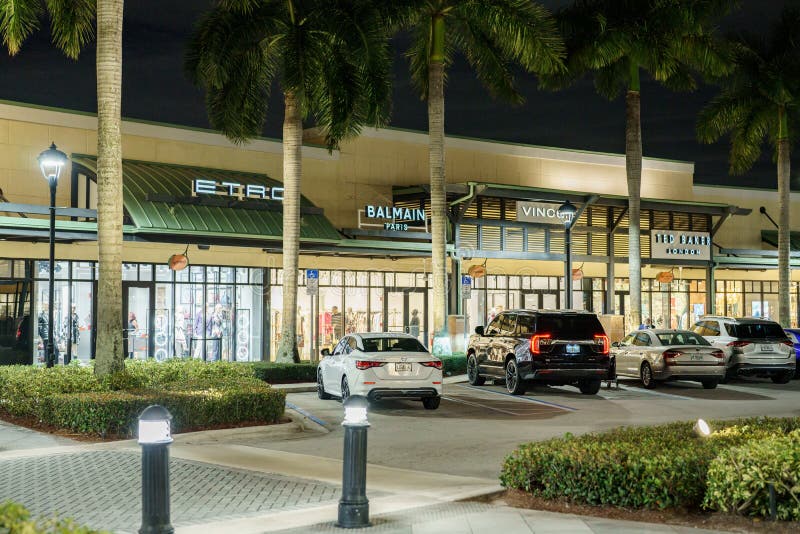 Sawgrass Mills Mall editorial stock image. Image of famous - 50357359