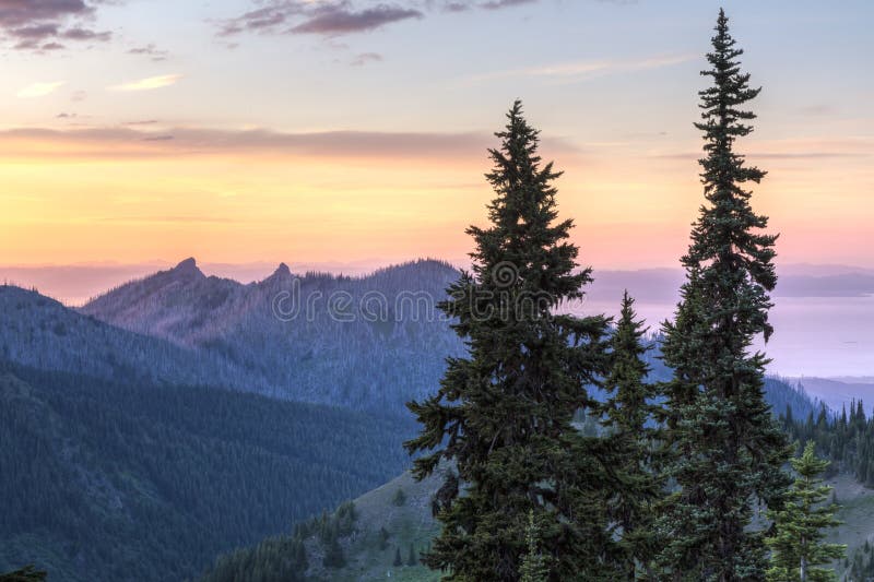 Uragano Ridge Sunset fotografie stock libere da diritti Uragano Ridge Sunset fotografie stock libere da diritti