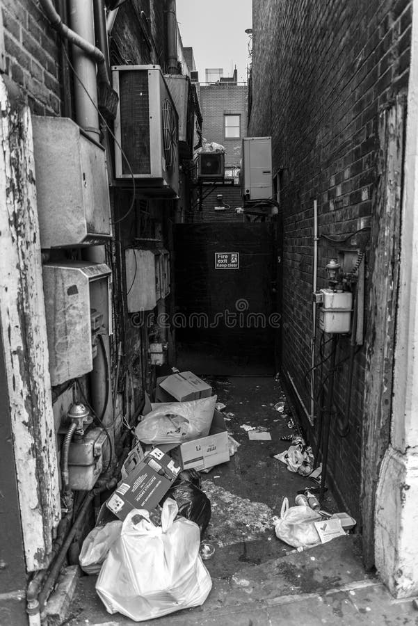 Urban decay editorial photo. Image of filth, pollution 46443516