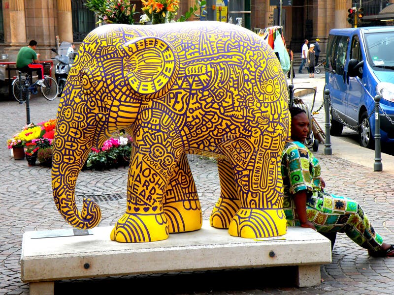 Urban Landscape. Artistic Elephant in Center of Milan (Milano ...