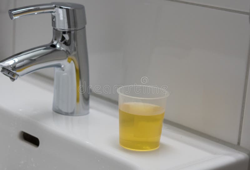 Girl Pissing In Sink