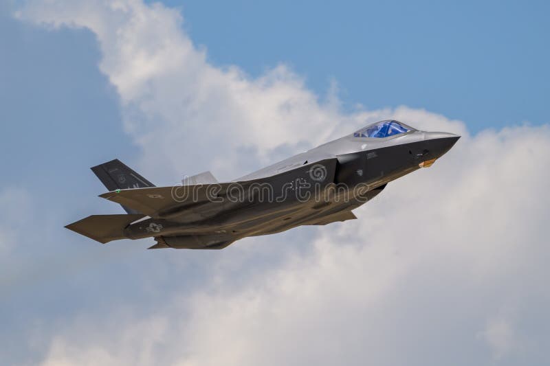 US Air Force F-35A Stealth Aircraft in Flight Editorial Stock Photo ...