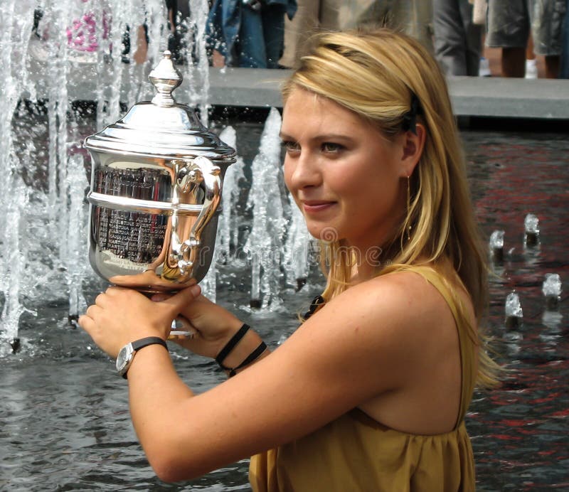 US Open 2006 Champion Maria Sharapova Holds US Open Trophy in the Front ...