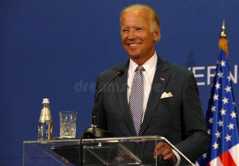 Belgrade, Serbia. 16th August, 2016. US Vice President Joseph 'Joe' Biden and Serbian PM Aleksandar Vucic holds a joint press conference