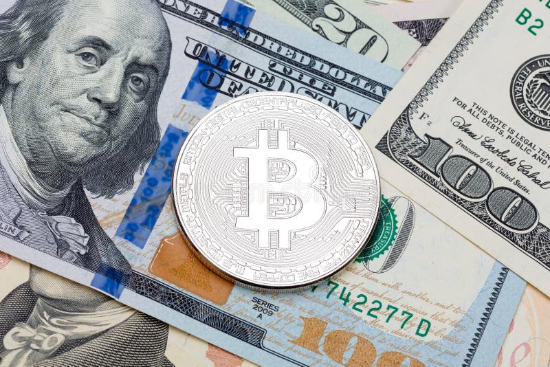 US-Währung umfasst mit silbernem bitcoin lizenzfreie stockbilder US-Währung umfasst mit silbernem bitcoin lizenzfreie stockbilder