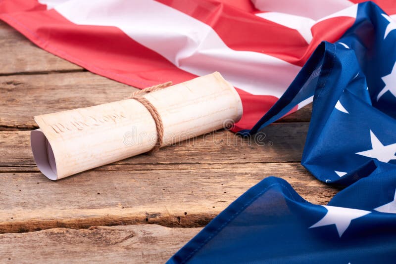 USA konstitution rullande i snirkel royaltyfria foton USA konstitution rullande i snirkel royaltyfria foton