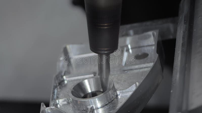 Fermer : Machine à Fraiser Cnc Machine à Découper Pièce De Métal