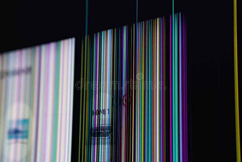 Uszkodzony monitor telewizyjny lcd. naprawa uszkodzonego sprzętu. fotografia royalty free